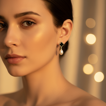 Load image into Gallery viewer, Black Agate Clover & Freshwater Pearl Drop Earring, Sterling Silver