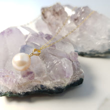 Load image into Gallery viewer, Freshwater Pearl Pendant + Chain, 18K Yellow Gold