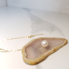 Load image into Gallery viewer, Freshwater Pearl Pendant + Chain, 18K Yellow Gold