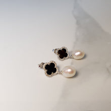Load image into Gallery viewer, Freshwater drop culured pearl earrings, Sterling Silver