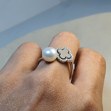 Load image into Gallery viewer, Freshwater Button Pearl Ring, Sterling Silver