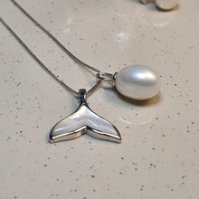 Load image into Gallery viewer, Whale Tail Mother of Pearl & Freshwater Pearl Set, Sterling silver