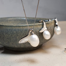 Load image into Gallery viewer, Whale Tail Mother of Pearl & Freshwater Pearl Set, Sterling silver