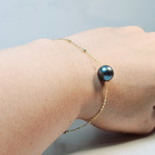 Load image into Gallery viewer, France Large Tahitian Pearl Bracelet, 18k Yellow Gold