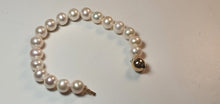 Load image into Gallery viewer, Large Freshwater Pearl Bracelet, Yellow Gold