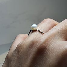 Load image into Gallery viewer, Freshwater Pearl Ring, Sterling Silver