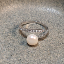 Load image into Gallery viewer, Freshwater Pearl Ring,Sterling Silver