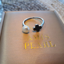 Load image into Gallery viewer, Freshwater Button Pearl & Agate Gemstone Ring, Sterling Silver