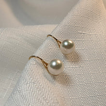 Load image into Gallery viewer, Akoya Cultured Pearl Earrings, Yellow Gold