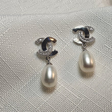 Load image into Gallery viewer, Freshwater Pearl Earrings, Sterling Silver