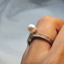 Load image into Gallery viewer, Round Freshwater Pearl Ring, Sterling Silver