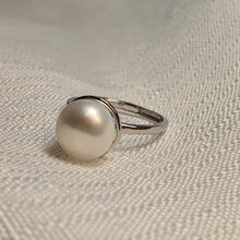Load image into Gallery viewer, Large Freshwater Pearl Ring, Sterling Silver