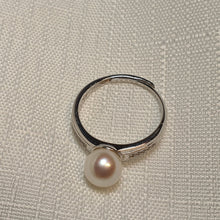 Load image into Gallery viewer, Freshwater Pearl Ring, Sterling Silver