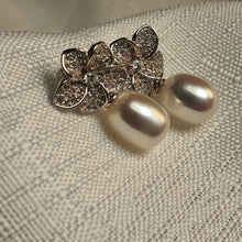 Load image into Gallery viewer, Freshwater Pearl Flower Jewellery Set, Sterling Silver