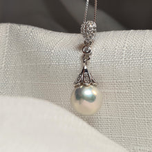 Load image into Gallery viewer, luxurious Freshwater Pearl Pendant, Sterling Silver