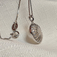 Load image into Gallery viewer, Freshwater Pearl Pendant & Chain, Sterling Silver