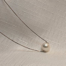 Load image into Gallery viewer, Freshwater Pendant and Chain, Sterling Silver