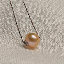 Load image into Gallery viewer, Freshwater Pendant and Chain, Sterling Silver