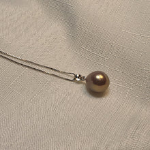 Load image into Gallery viewer, Peach Baroque Pearl Pendant and Chain, Sterling Silver, Amispearl