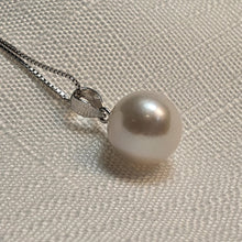 Load image into Gallery viewer, White Baroque Pearl Pendant and Chain, Sterling Silver, Amispearl
