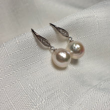 Load image into Gallery viewer, White Baroque Cultured Pearl Earrings, Sterling Silver, Amispearl