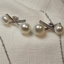 Load image into Gallery viewer, Freshwater Pearls Set, X Design, Sterling silver