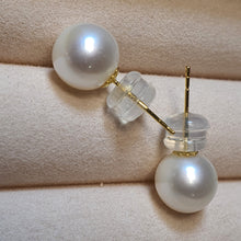 Load image into Gallery viewer, Freshwater Cultured Multi-colour Pearl Stud Earring, 18k Gold