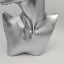 Load image into Gallery viewer, Japanese Akoya Pearl Pendant + Chain, 18k Yellow Gold