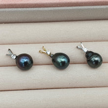 Load image into Gallery viewer, Tahitian Baroque Pearl Pendant, 18k Gold