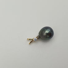 Load image into Gallery viewer, Tahitian Baroque Pearl Pendant, 18k Gold