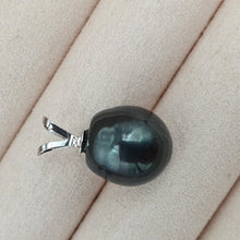 Load image into Gallery viewer, Tahitian Baroque Pearl Pendant, 18k Gold
