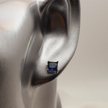 Load image into Gallery viewer, Cubic Blue Crystal Stud Earrings, Sterling Silver, Amispearl