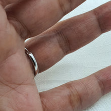 Load image into Gallery viewer, Sky Blue Topaz Ring, Sterling Silver