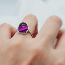 Load image into Gallery viewer, Natural Oval Amethyst Gemstone Ring, Sterling Silver