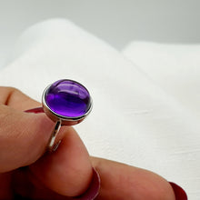 Load image into Gallery viewer, Natural Oval Amethyst Gemstone Ring, Sterling Silver