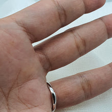 Load image into Gallery viewer, Natural Oval Peridot Gemstone Ring, Sterling Silver