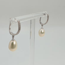 Load image into Gallery viewer, Freshwater Drop Pearl Earrings, Sterling Silver