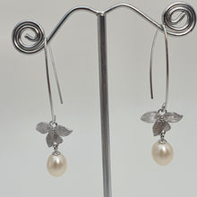 Load image into Gallery viewer, Freshwater Drop Pearl Orchid Earring, Sterling silver