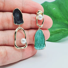 Load image into Gallery viewer, Irregular Shape Bead Pearl Golden Earring, Sterling Silver