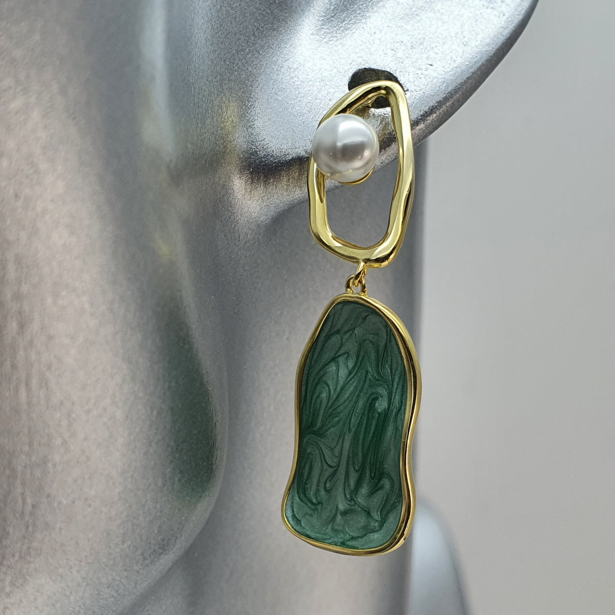 Golden Pearl Irregular Earrings