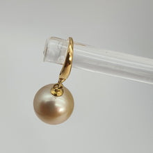 Load image into Gallery viewer, Large Golden South Sea Pearl Earring, Yellow Gold