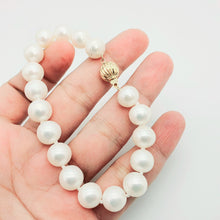 Load image into Gallery viewer, Large Freshwater Pearl Bracelet,14K Yellow Gold Clasp