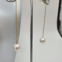 Load image into Gallery viewer, Large Japanese Akoya Pearl Earring, Yellow Gold