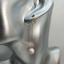 Load image into Gallery viewer, Japanese Akoya Pearl Tic Tac Earrings, 18k Yellow Gold