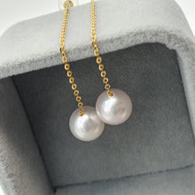Load image into Gallery viewer, Japanese Akoya Pearl earrings, 18k Yellow Gold