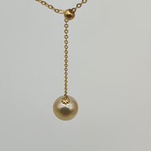 Load image into Gallery viewer, South Sea Cultured Pearl necklace, 18k Yellow Gold
