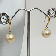 Load image into Gallery viewer, South Sea Cultured Pearl Hook earrings, 18k Yellow Gold