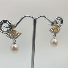 Load image into Gallery viewer, Sparkling Dance Dial Up Freshwater Earrings, Sterling Silver