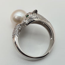 Load image into Gallery viewer, Large Freshwater Pearl Panther ring, sterling silver
