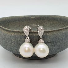 Load image into Gallery viewer, Edison Baroque Pearl luxurious Earrings, Sterling Silver